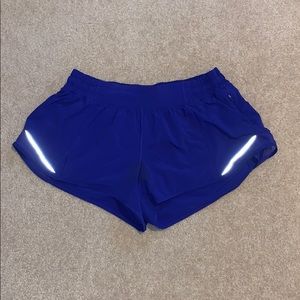 Lulu Lemon Hotty Hot 2.5 shorts